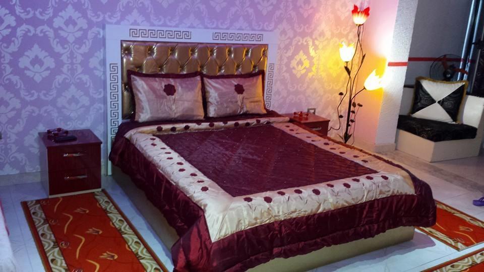 Buza Hotell 3*