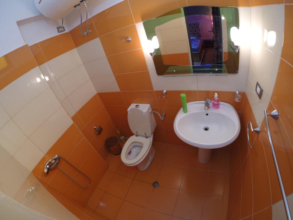 Hotell Buza New Shtoj