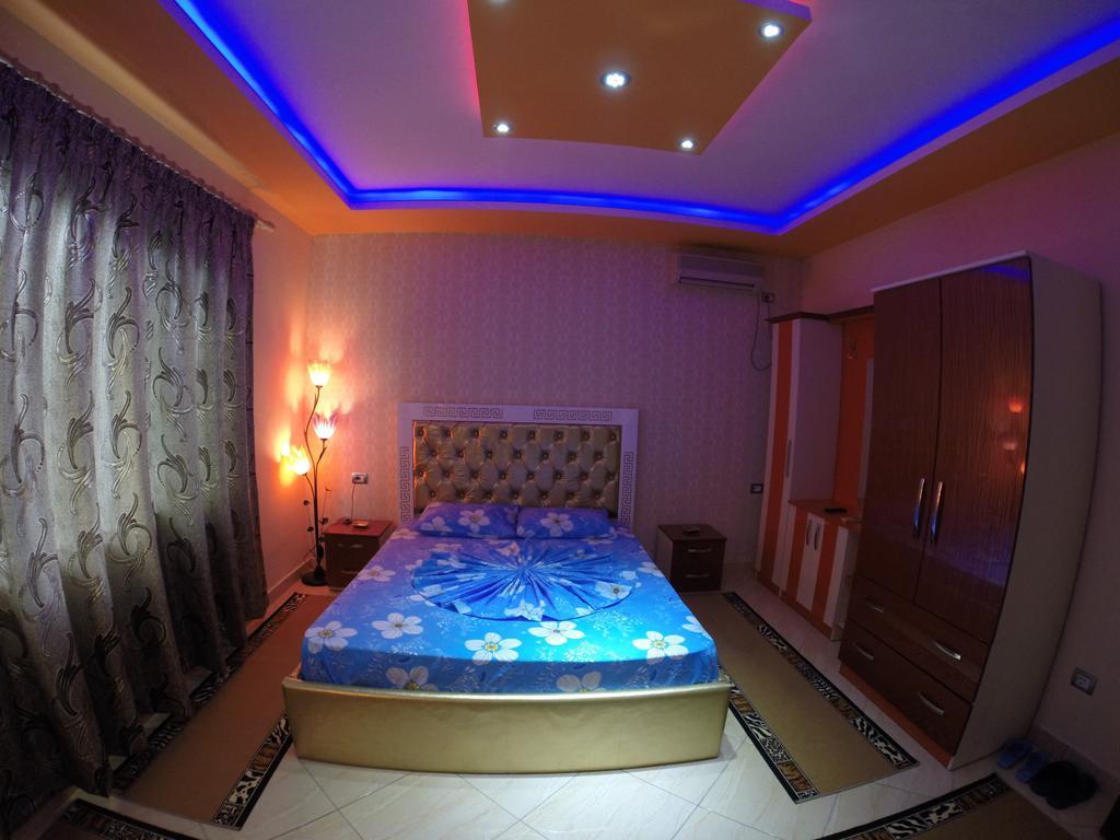 Buza Hotell 3*