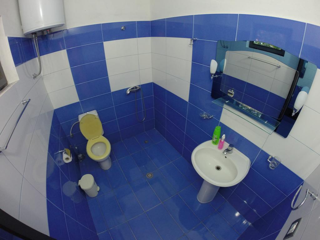 Buza Hotell