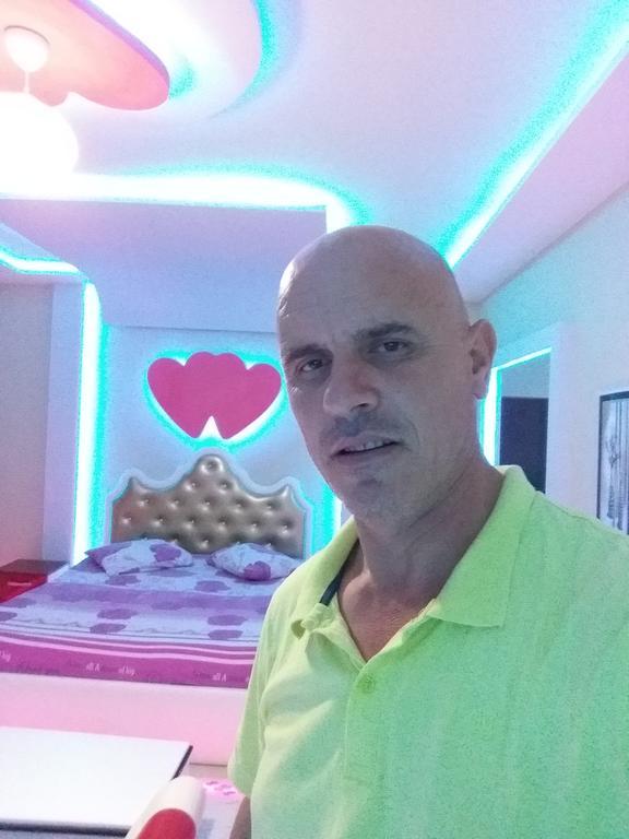 Buza Hotell 3*